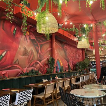 LX Factory - Ni Michi restaurant - Venues & Event Spaces Near Me - Lisbon, 11
