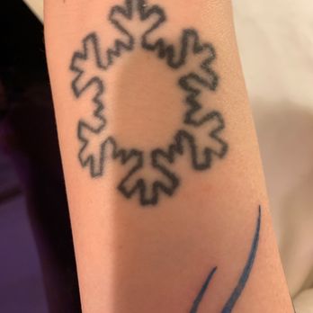 Kathouse Tattoo - This tattoo was done over 10 years ago. And I never am not exposed to the sun or cover it up at all. It looks fresh. - Piercing Near Me - Northridge, California Kathouse Tattoo - This tattoo was done over 10 years ago. And I never am not exposed to the sun or cover it up at all. It looks fresh. - Piercing Near Me - Northridge, California