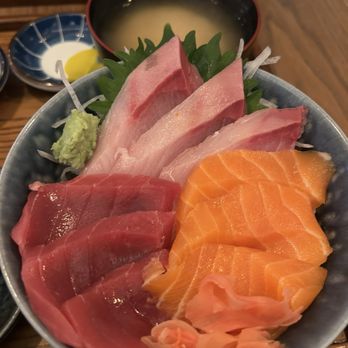 Tora Japanese Restaurant - Japanese Near Me - Boston, Massachusetts