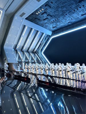 Star Wars: Rise of the Resistance by null