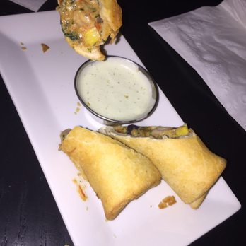 EinStein's Pub & Arcade - Santa Fe Egg rolls - Pubs Near Me - Richmond, Texas