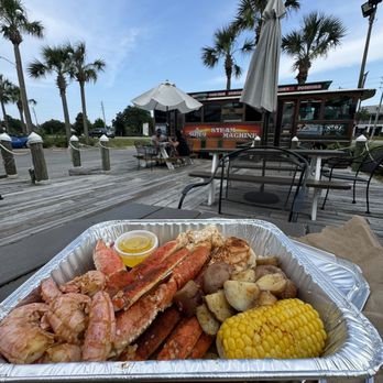 Skippers Dock and Steam Machine - Tiger Walk combo - Seafood Markets Near Me - Destin, Florida Skippers Dock and Steam Machine - Tiger Walk combo - Seafood Markets Near Me - Destin, Florida