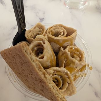 Tinto Land - Coffee rolls - Ice Cream & Frozen Yogurt Near Me - Round Rock, Texas