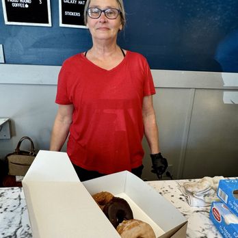 Starlight Doughnut Lab - 08.31.25 sweet, sweet owner... thank you so much! - Bakeries Near Me - Cincinnati, Ohio
