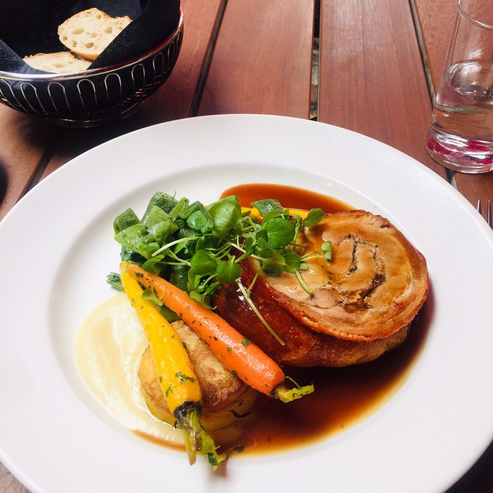 Bleeding Heart Bistro - Pork main - French Near Me - London, XGL Bleeding Heart Bistro - Pork main - French Near Me - London, XGL