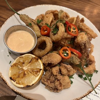 Casa Del Toro - Fried calamari very good and tasty - Latin American Near Me - Hayward, California