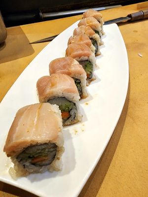 Oyshi Sushi by null