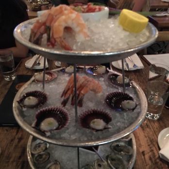 Roe Seafood Restaurant - Seafood tower - Seafood Near Me - Long Beach, California Roe Seafood Restaurant - Seafood tower - Seafood Near Me - Long Beach, California