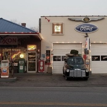 Moore’s Custom Detail - Exterior of building. - Auto Detailing Near Me - Dry Ridge, Kentucky Moore’s Custom Detail - Exterior of building. - Auto Detailing Near Me - Dry Ridge, Kentucky