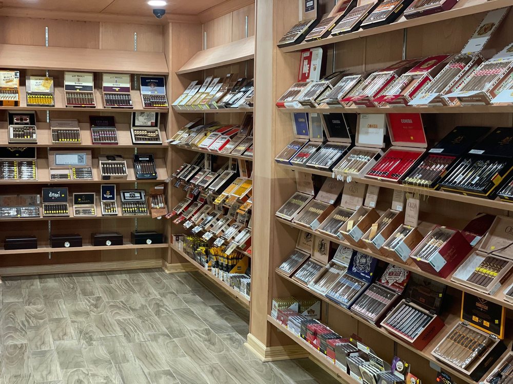 SMOKER’S HAVEN Updated August 2024 16 Photos 1600 N Hwy 190