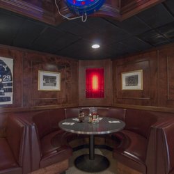 Max's Classic American Grill & Sports Bar