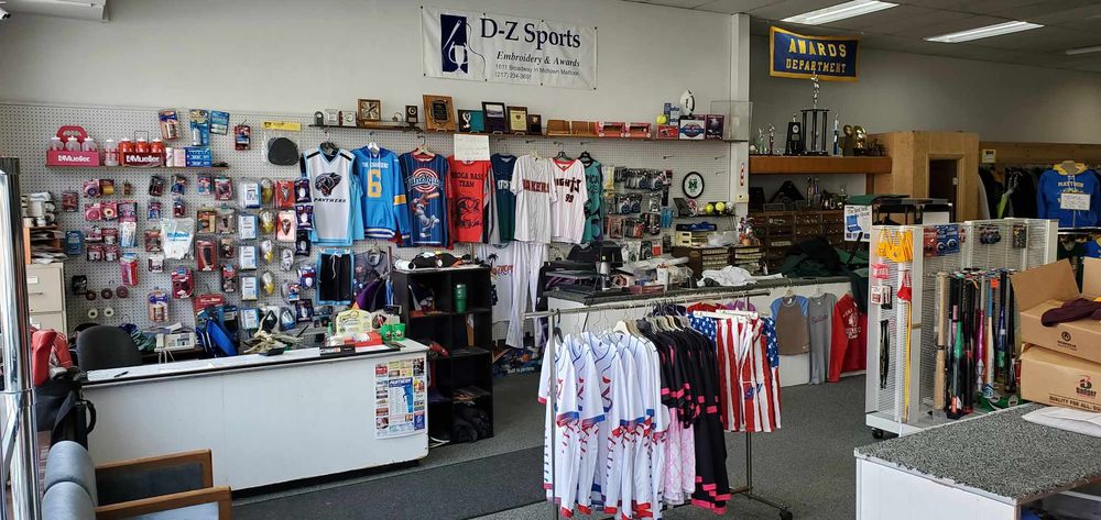 D TO Z SPORTS - Updated June 2026 - 1611 Broadway Ave, Mattoon