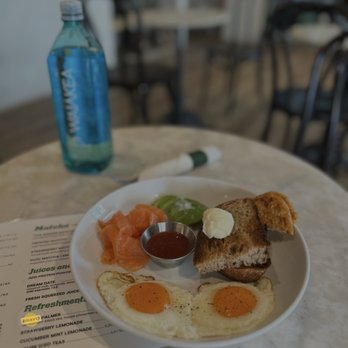 Bravo Toast - Coffee & Tea Near Me - West Hollywood, California