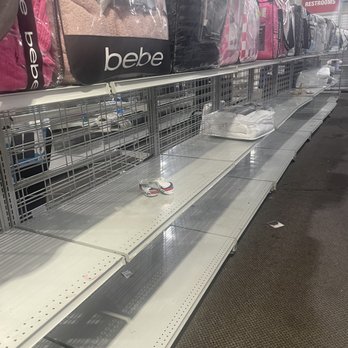 Burlington - empty - Department Stores Near Me - Greenbelt, Maryland