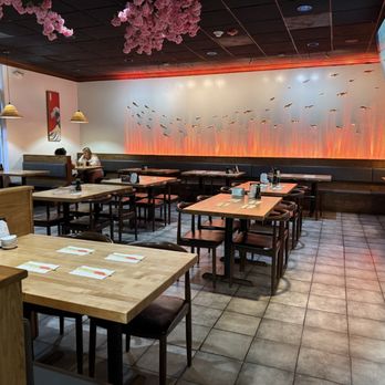eSushi - Main Dining Area - Japanese Near Me - Mt Prospect, Illinois eSushi - Main Dining Area - Japanese Near Me - Mt Prospect, Illinois