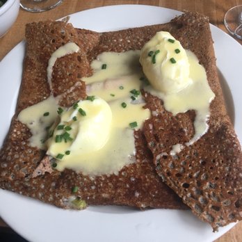Le Billig - Eggs Benedict crepe with ham and asparagus - Creperies Near Me - Quebec City, Quebec