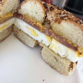Brown Dog Cafe - Coffee & Tea Near Me - Audubon, New Jersey