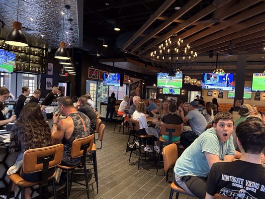 HOBNOB Neighborhood Tavern by null