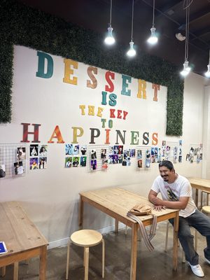 U DESSERT EATS by null