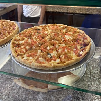 Bella Pizza - a variety of pizzas on display - Pizza Near Me - Elizabeth, New Jersey