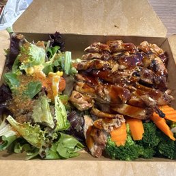 Chicken Teriyaki Plate This is a modified version of the chicken teriyaki plate. I order with less rice but more chicken and add veggies. Chicken Teriyaki Plate This is a modified version of the chicken teriyaki plate. I order with less rice but more chicken and add veggies.