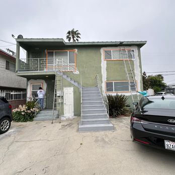 PACIFIC PAINTERS - Before and starting to patch - Painters Near Me PACIFIC PAINTERS - Before and starting to patch - Painters Near Me