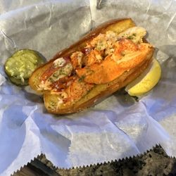 Henry's Place - Lobster Roll