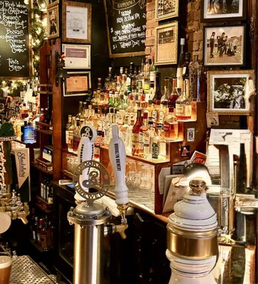 Swift Hibernian Lounge by null