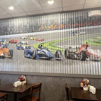 First Watch - Inside - Cafes Near Me - Indianapolis, Indiana