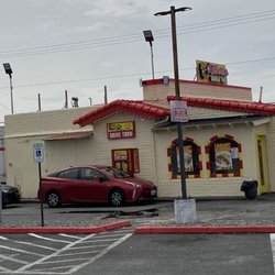 Alibertos Jr - Store drive thru