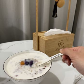 Jiu Ji Dessert - snow swallow with taro balls - Desserts Near Me - Alhambra, California Jiu Ji Dessert - snow swallow with taro balls - Desserts Near Me - Alhambra, California