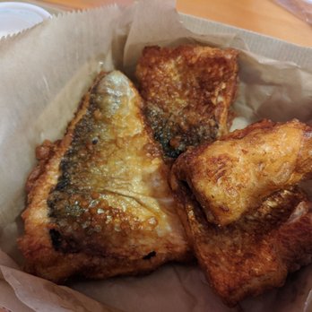 Moofinfries - 3 piece white fish fried - Burgers Near Me - Naubinway, Michigan