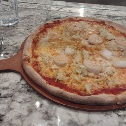 10 inch Seafood pizza