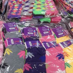 Kawral Fouta - Tons of cute socks - for men and women - but more for women!