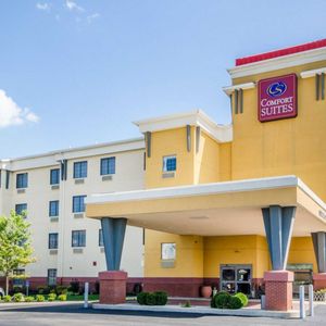 Comfort Suites 28 Photos 15 Reviews Hotels 215 Commerce