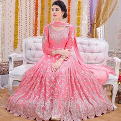 Preet Fashion Manteca