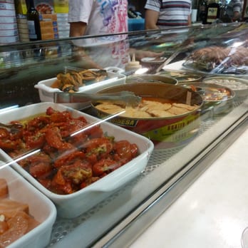 El Xampanyet - Tapas - Tapas Bars Near Me - Barcelona, B El Xampanyet - Tapas - Tapas Bars Near Me - Barcelona, B