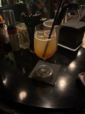 Lily’s Bar by null