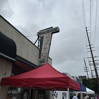 Giant Robot Store - Outside - Toy Stores Near Me - Los Angeles, California Giant Robot Store - Outside - Toy Stores Near Me - Los Angeles, California