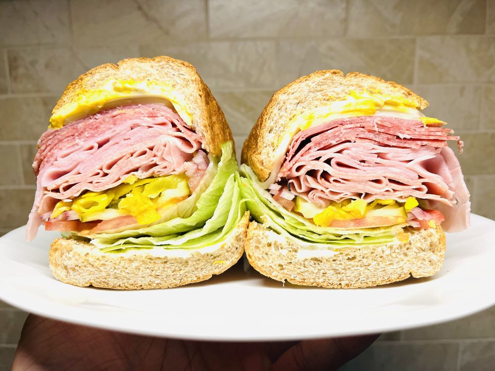 Parma Delicatessen Logo