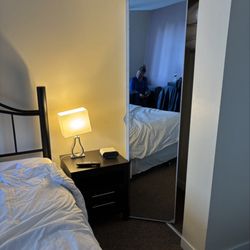 Barclay Hotel - Folding closet door can't fully open