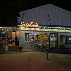 Sedalia's - Front of building