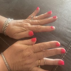 Ooh LaLa Salon and Spa - This my last job didn't last a week