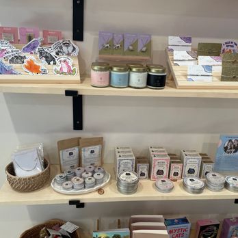 Black Cat Fables - Lots of cute gift items. - Bookstores Near Me - Monrovia, California