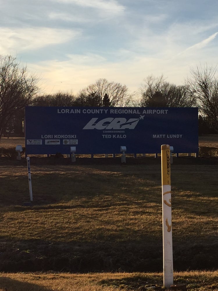 LORAIN COUNTY REGIONAL AIRPORT 44050 Russia Rd, Elyria, Ohio