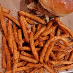 Gullo's Fresh Produce & Bake Shop - Burger and cajun fries
