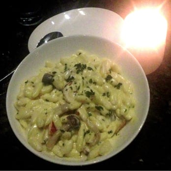 Jade Bar - The Lobster Mac n' Cheese! Delish!!!! - Lounges Near Me - Paradise Valley, Arizona Jade Bar - The Lobster Mac n' Cheese! Delish!!!! - Lounges Near Me - Paradise Valley, Arizona