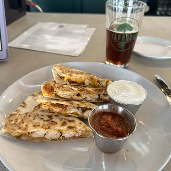 Uptown Taproom - Chicken Quesadilla - Beer Bar Near Me - Chicago, Illinois