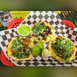 El jarocho tienda and  taqueria - Street tacos