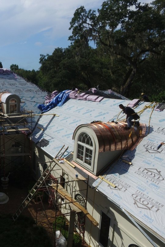 Slide of Lloyd Roofing